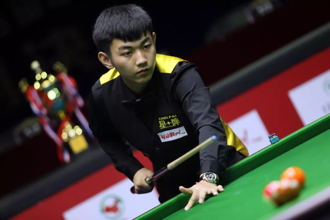 联赛期间睡 联赛期间睡