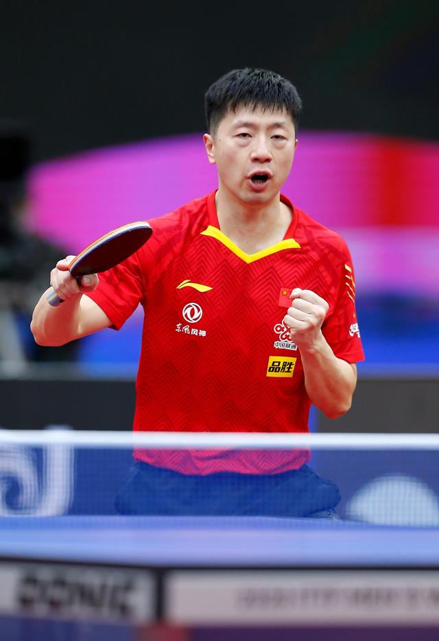 防守两端都 防守两端都