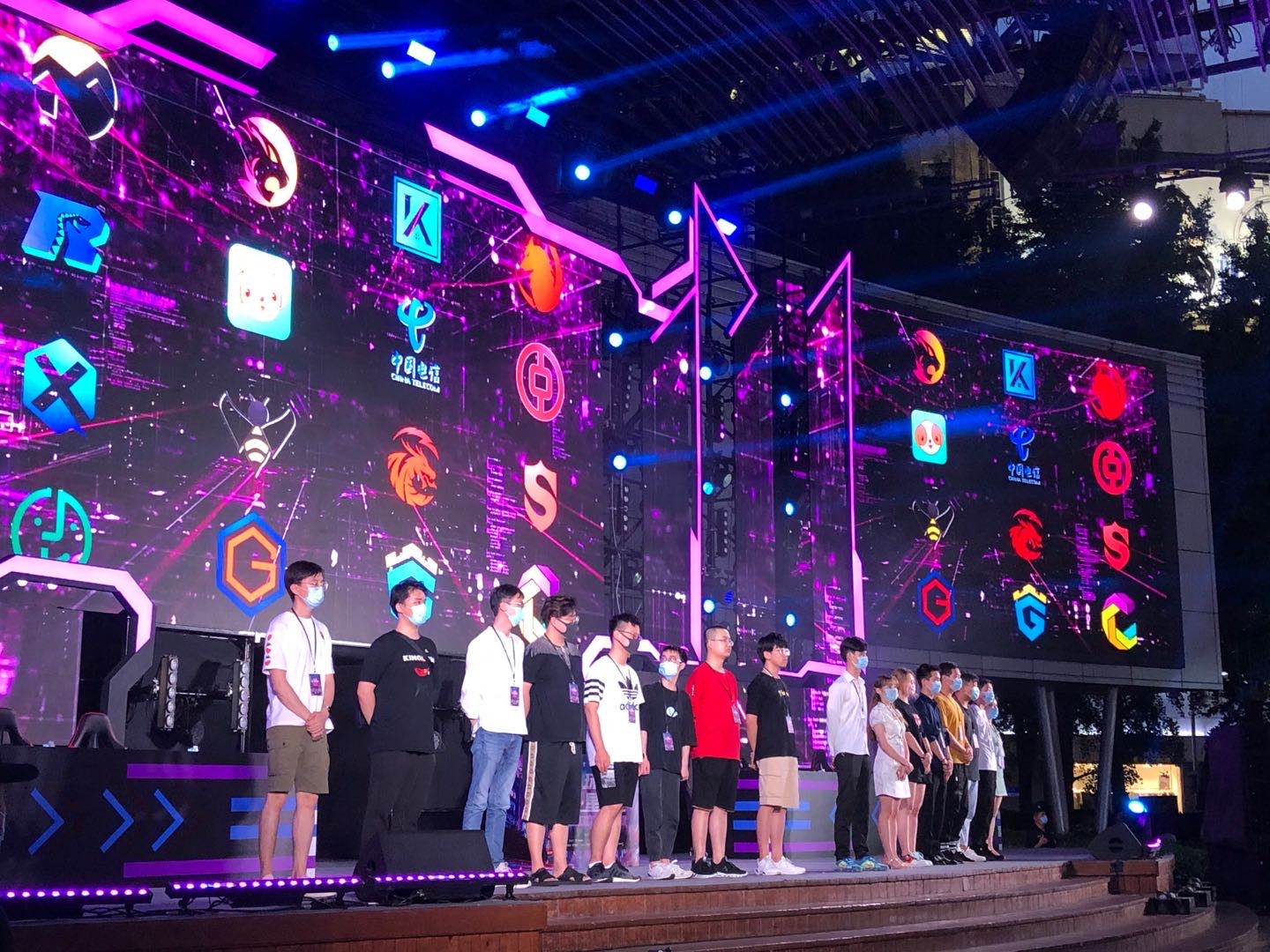 技术的比拼 技术的比拼