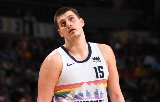 下属的不理 下属的不理