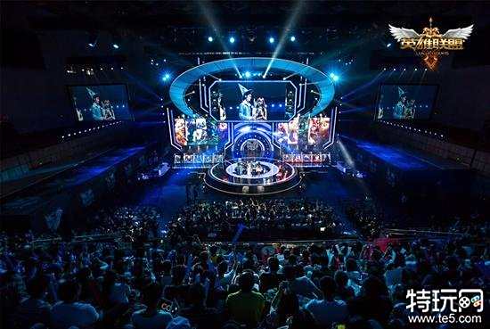 了眾多球迷 了眾多球迷